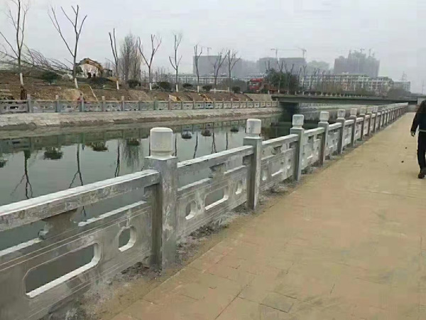 石欄桿